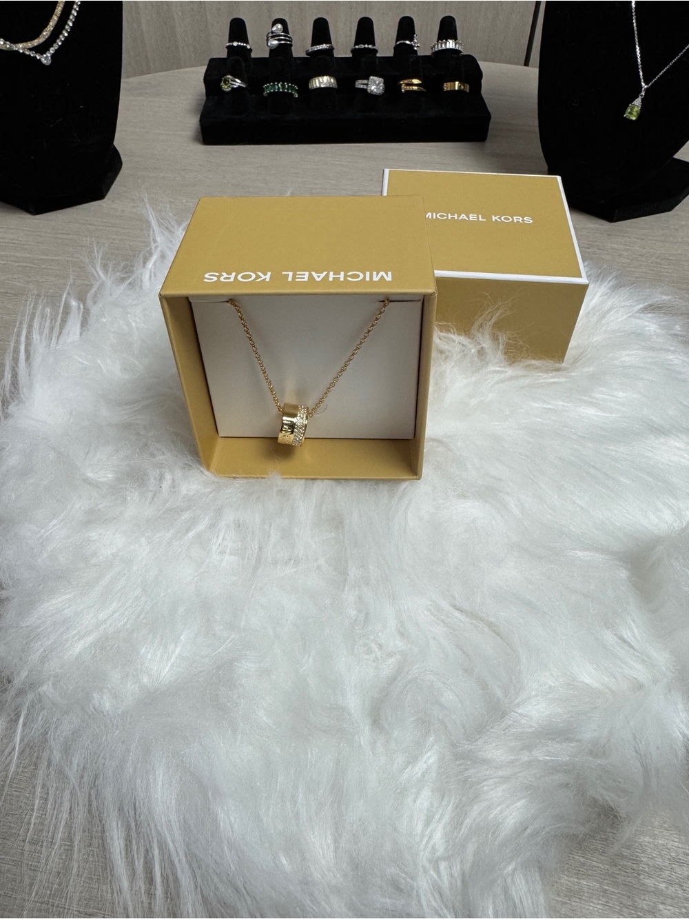 Michael Kors Gold Barrel Pendant Neklace